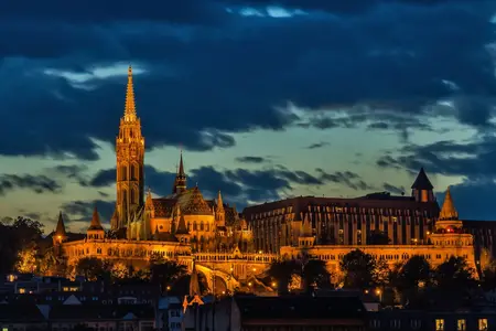 Mundësitë e udhëtimit në Hungari – Zbuloni Hungarinë me makinë!