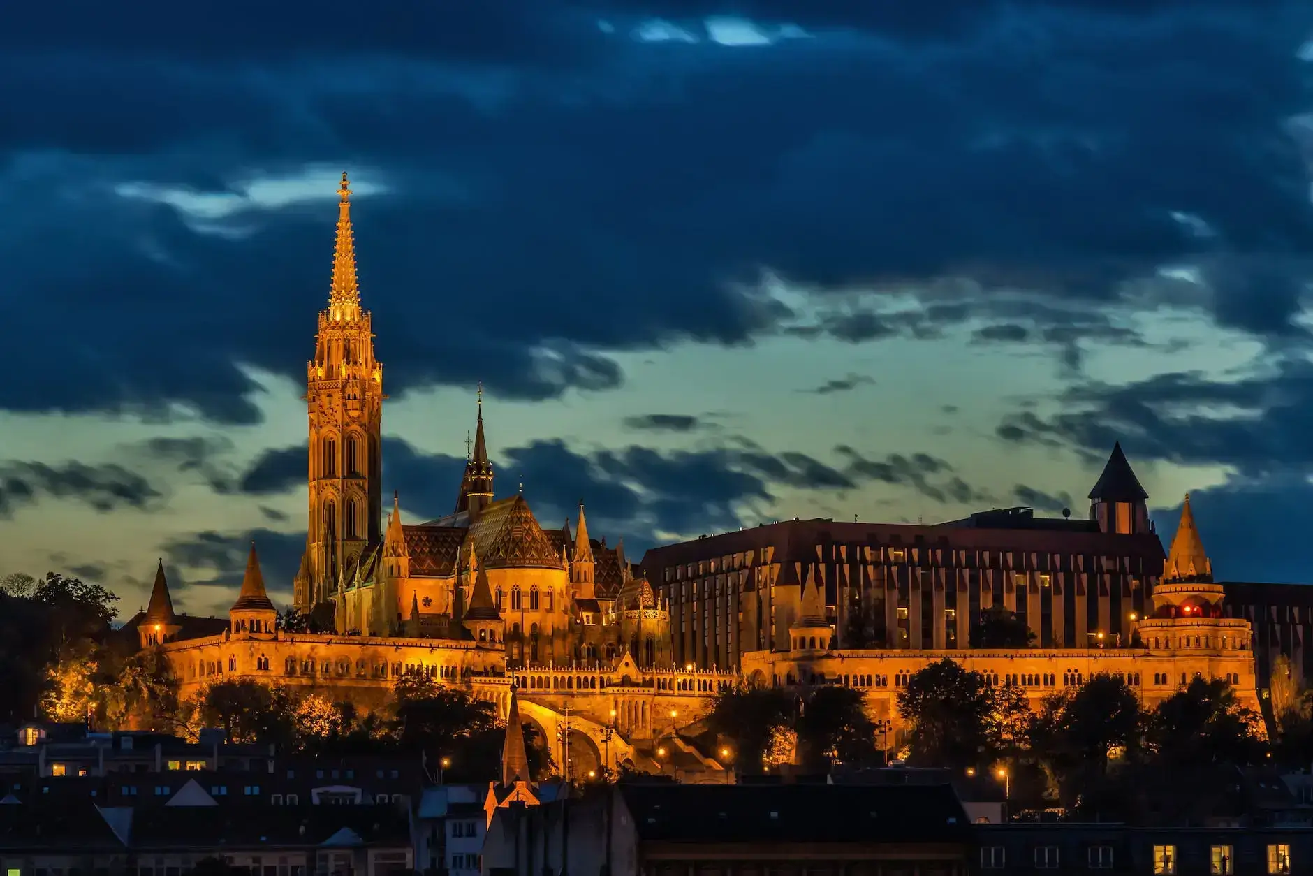 Mundësitë e udhëtimit në Hungari – Zbuloni Hungarinë me makinë!