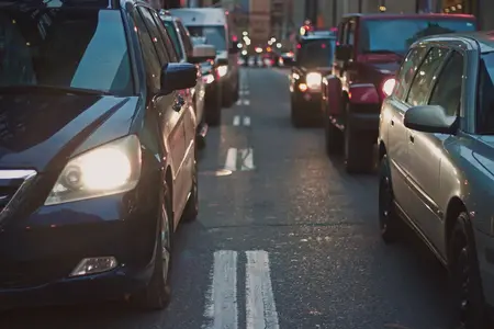 Vinjeta në Hungari: Tarifa e domosdoshme e rrugës për drejtuesit e automjeteve